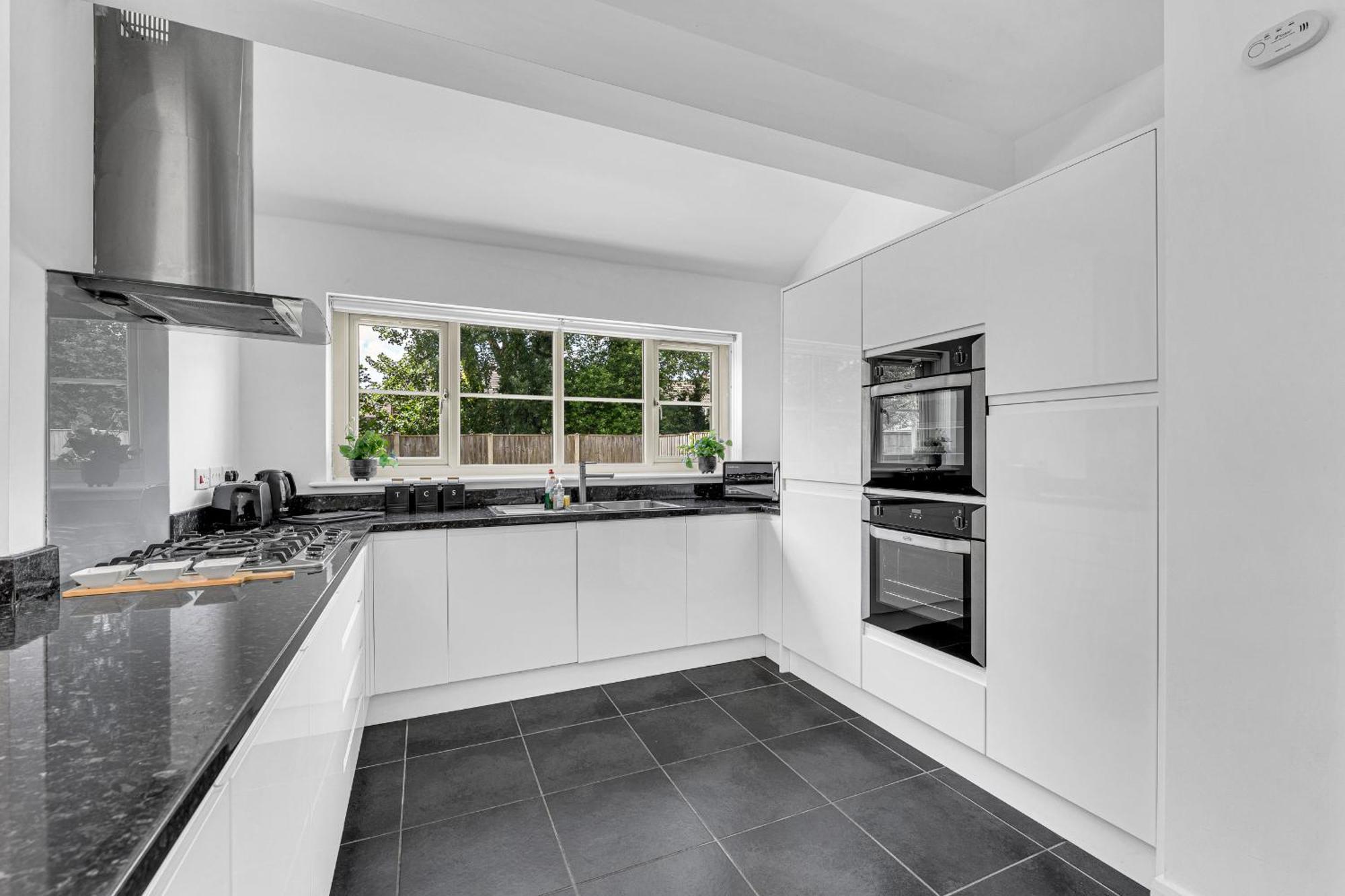 Brook Meadow House, 4 Bed House, Manchester Astley  Экстерьер фото
