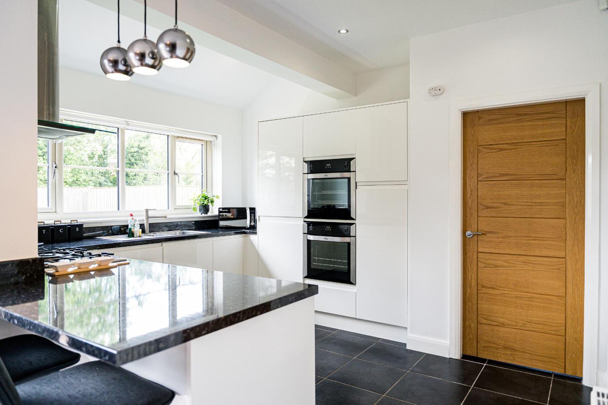 Brook Meadow House, 4 Bed House, Manchester Astley  Экстерьер фото